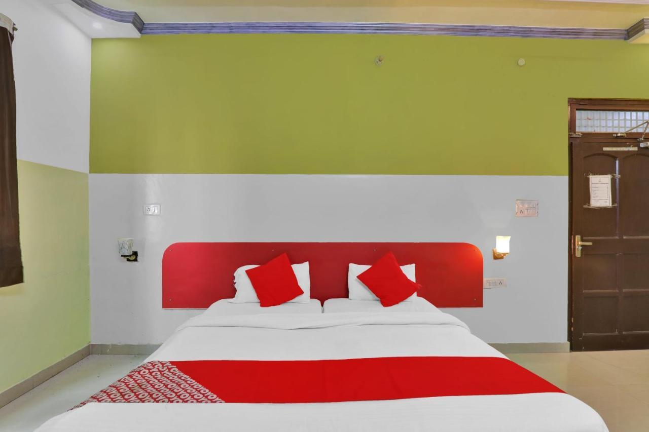Oyo 82407 K Shree Guest House Varanasi Esterno foto