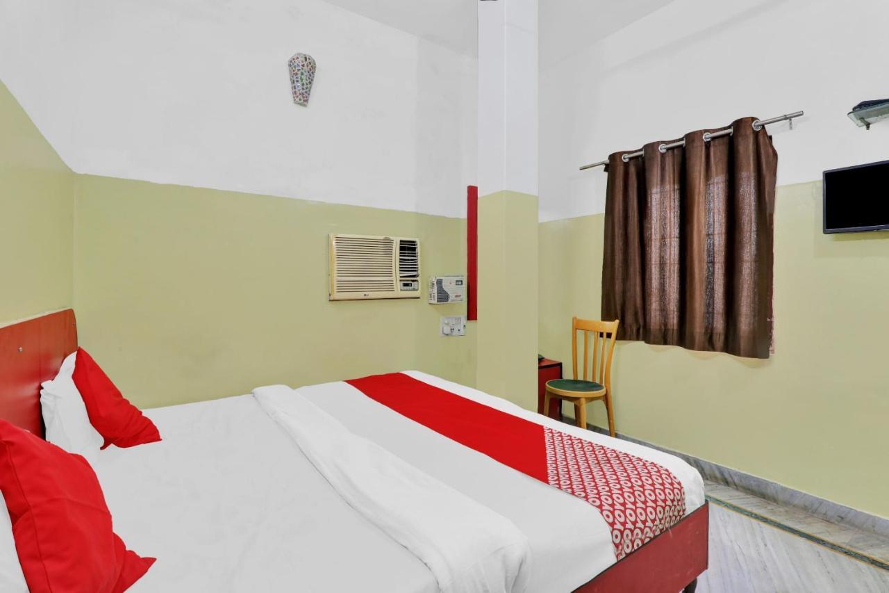 Oyo 82407 K Shree Guest House Varanasi Esterno foto