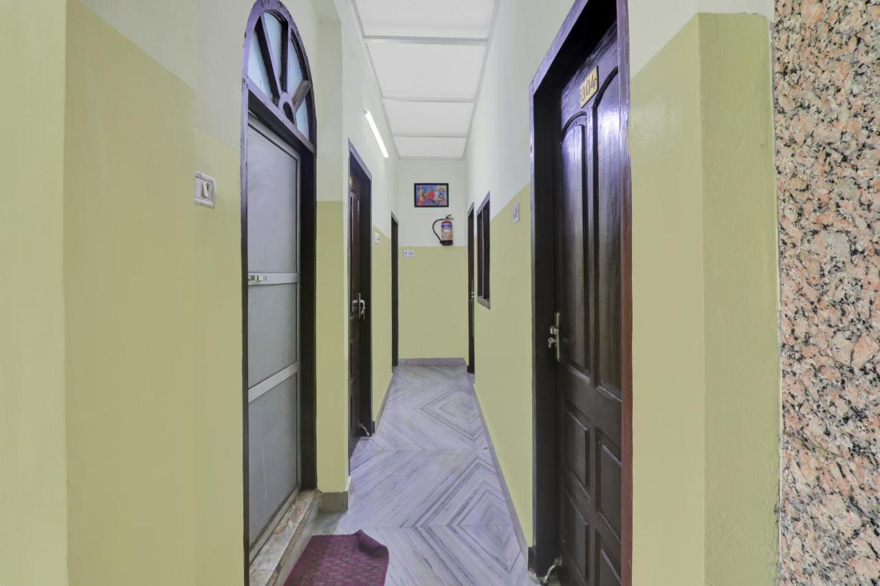 Oyo 82407 K Shree Guest House Varanasi Esterno foto