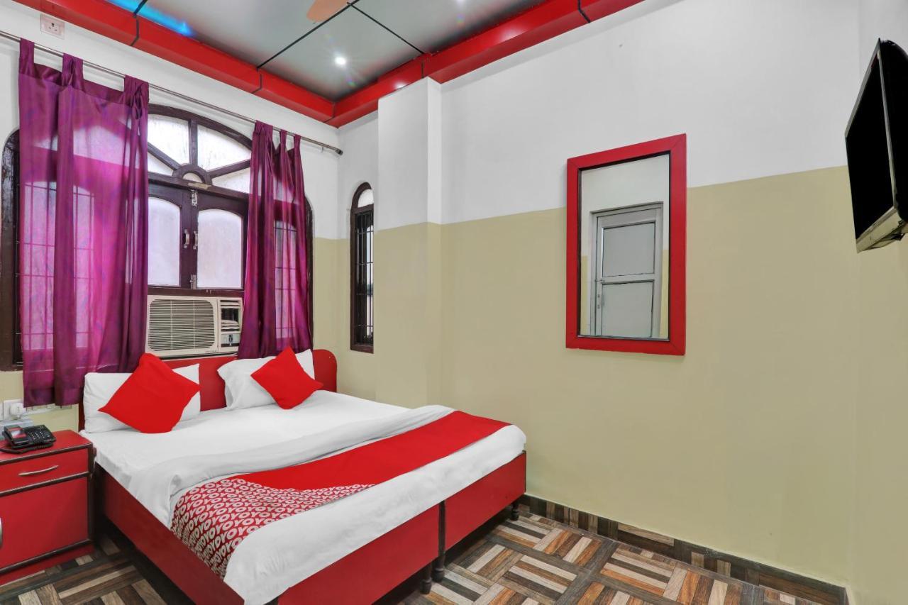 Oyo 82407 K Shree Guest House Varanasi Esterno foto