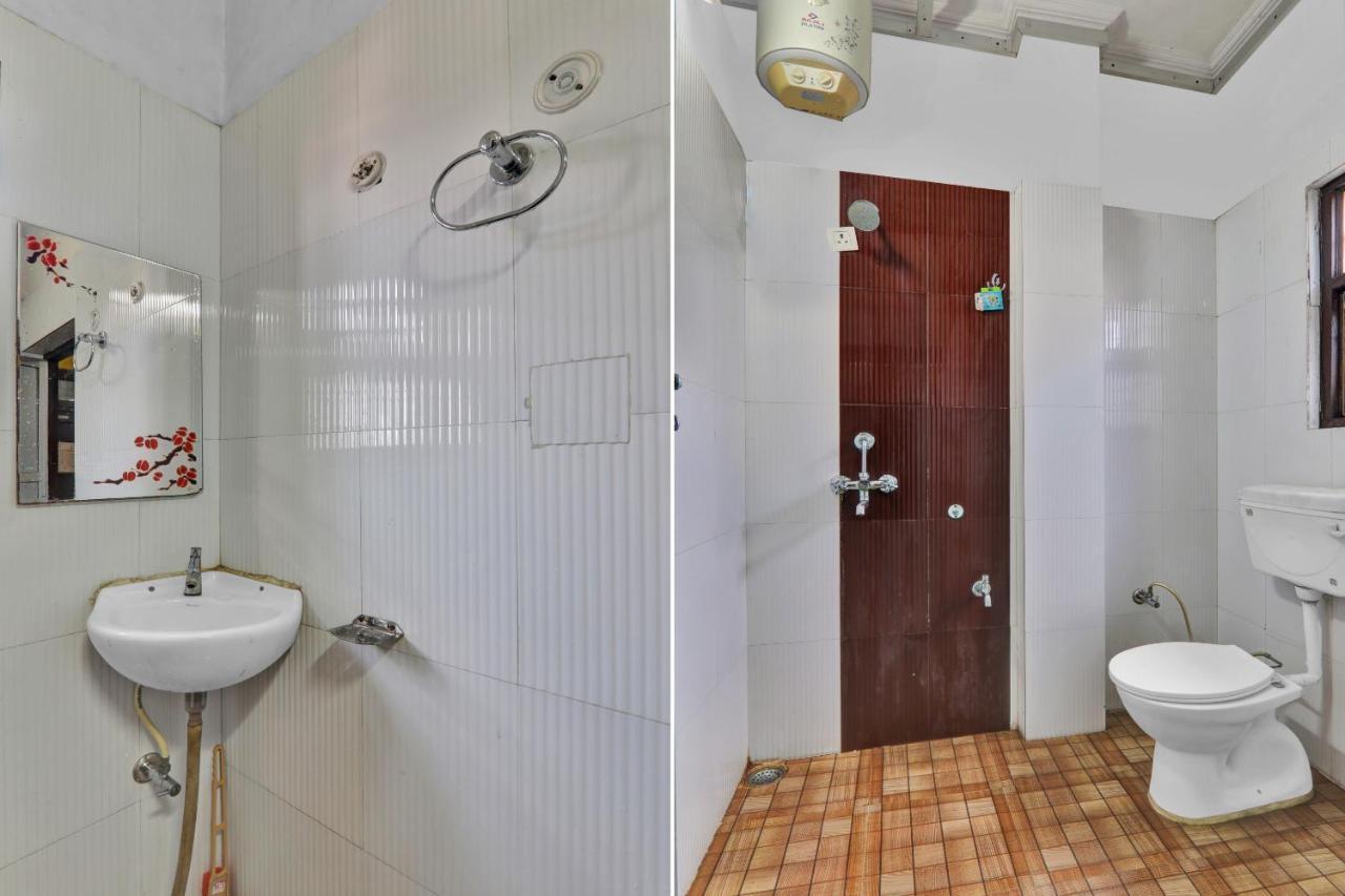 Oyo 82407 K Shree Guest House Varanasi Esterno foto